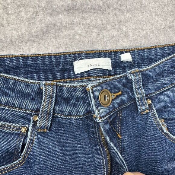 a loves a Women's Straight Leg Dark Wash Denim Jeans Size M - Picture 3 of 14
